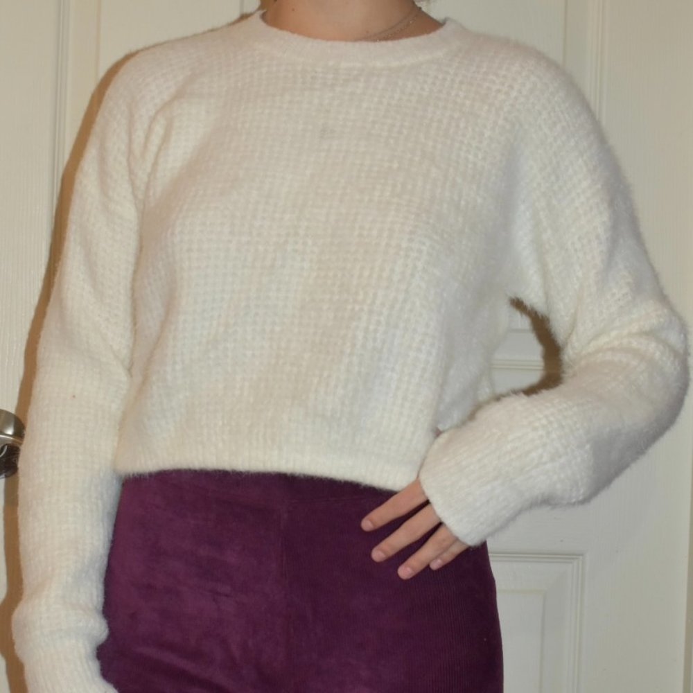 White Fuzzy Cropped Sweater